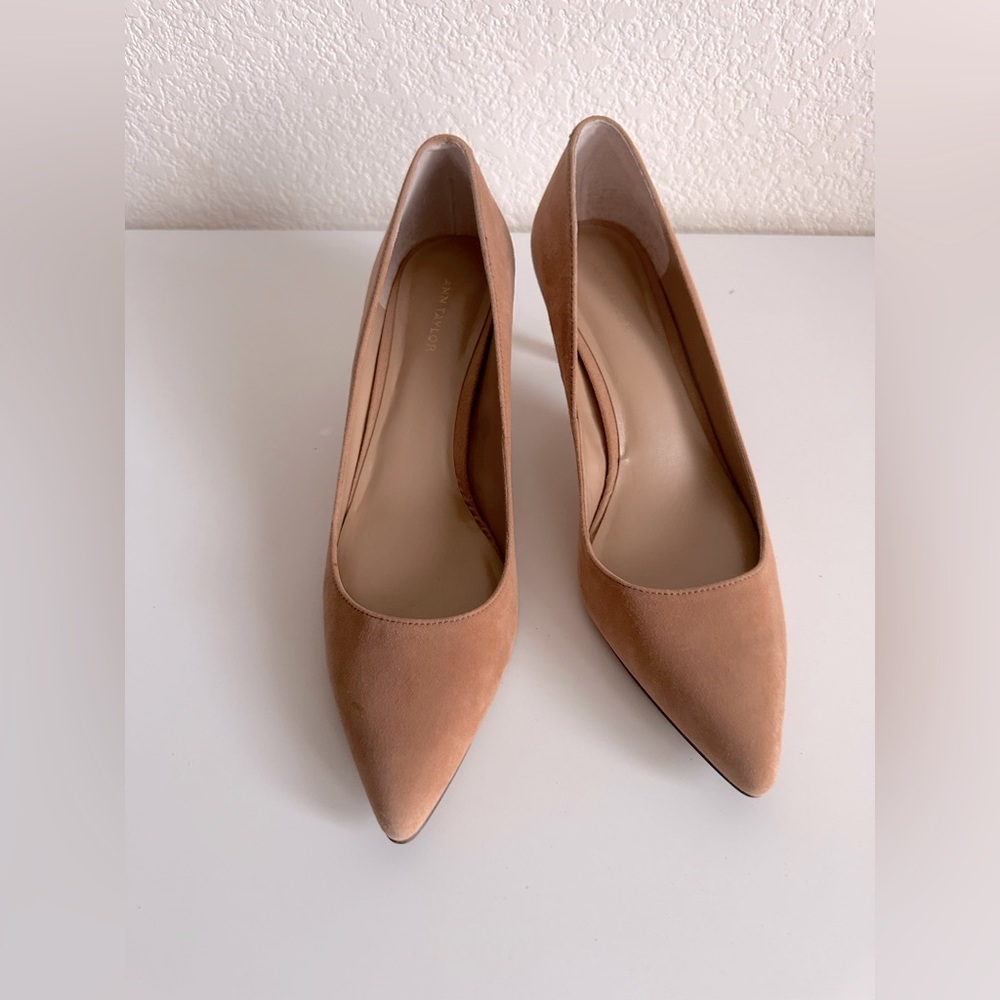 Barely Worn Suede heels